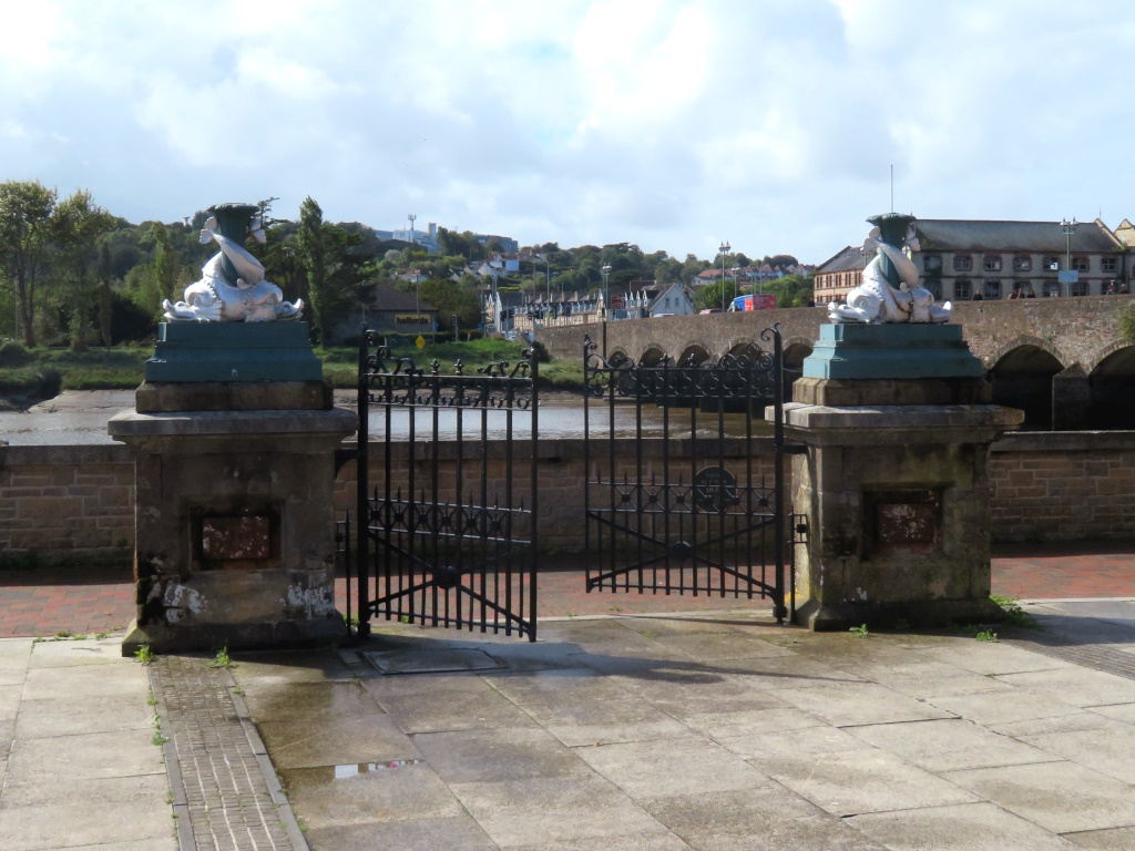 Barnstaple - Gates and Piers