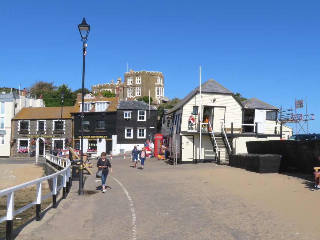 Broadstairs - Harbour Wall