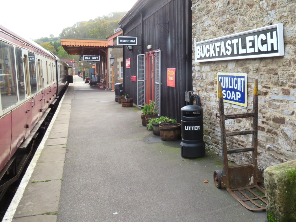 Near Buckfastleigh - South Devon Railway