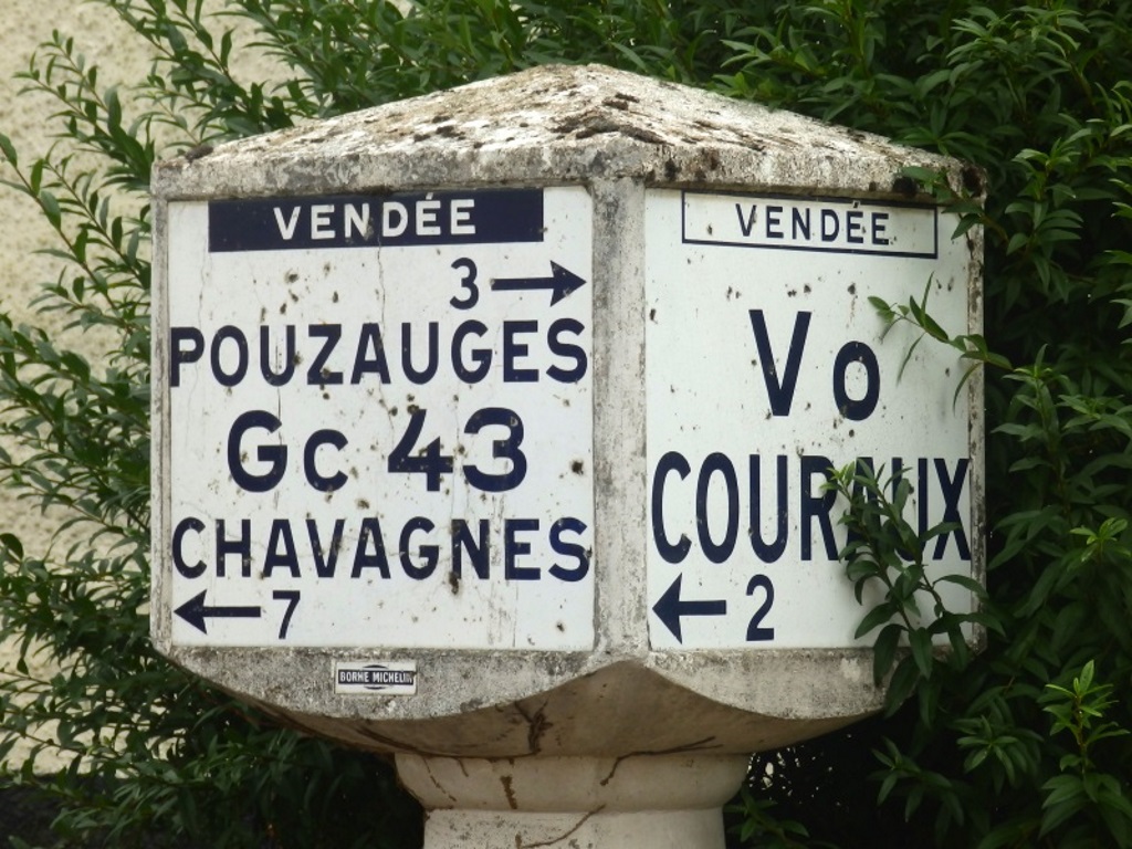 Eye - Twinned with Pouzauges in France