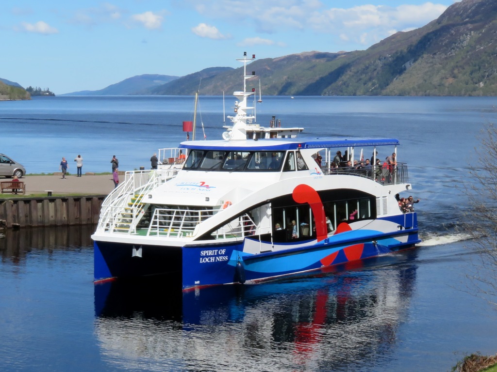 Fort Augustus - Cruise Loch Ness
