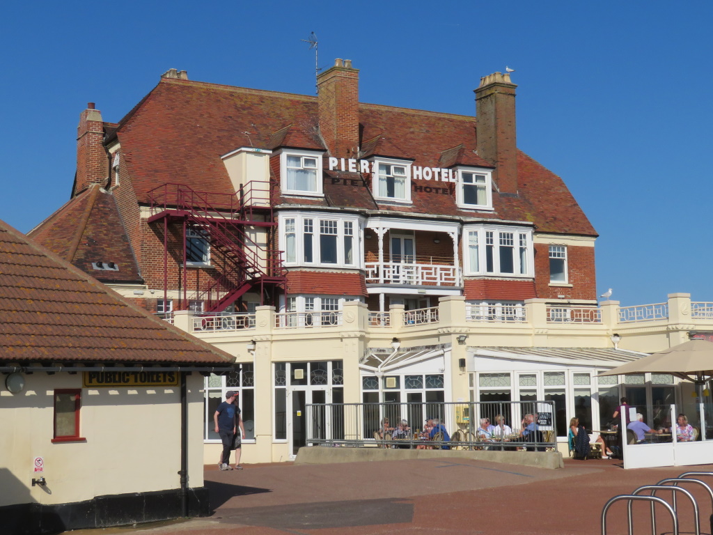 Gorleston-on-Sea - Pier Hotel