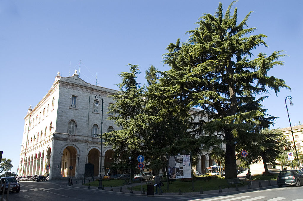 Perugia - Palazzo della Provincia e della Prefettura