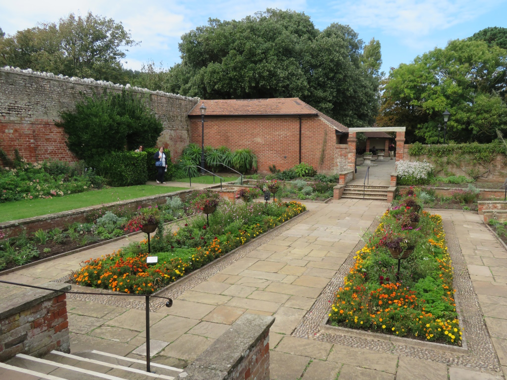 Sidmouth - Connaught Gardens