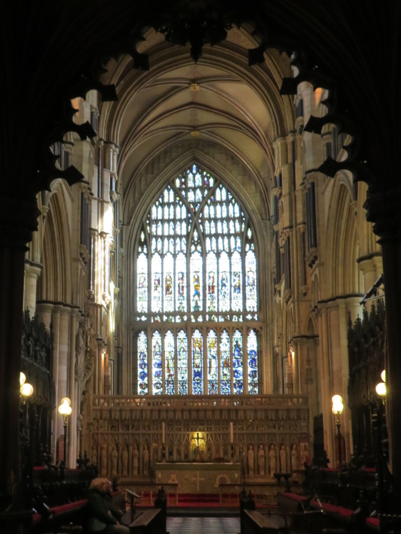 Beverley Minster - INT. DAY