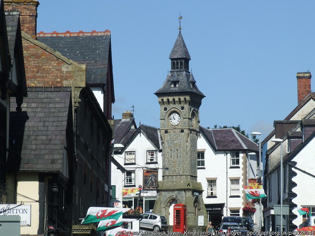 Clock tower, Knighton