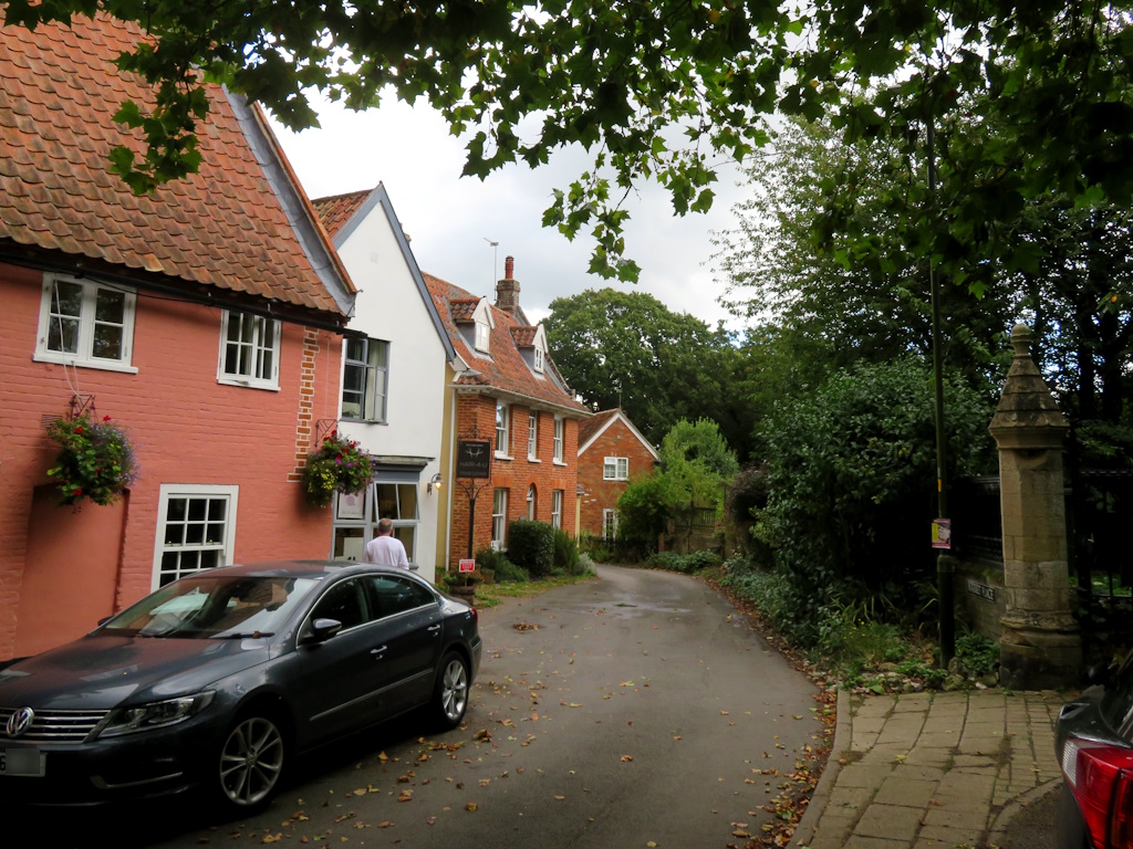 Loddon - Church Plain