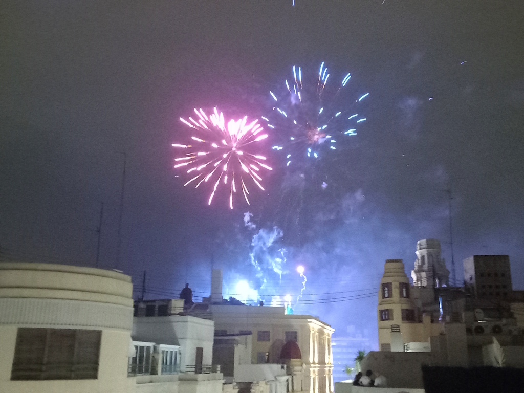 Valencia - Pyrotechnics Unknown